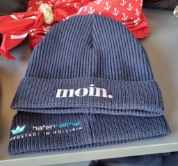 Zeige Details für hafenheimat- Strickmütze Bild von hafenheimat- Strickmütze