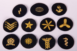 Zeige Details für Tätigkeitsabzeichen aus Stoff Bild von Tätigkeitsabzeichen aus Stoff